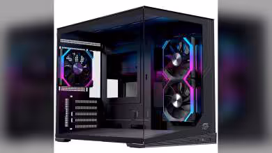 Boîtier EINAREX PRISMA SM300 noir avec ventilation RGB, vue frontale ouverte montrant les deux ventilateurs latéraux