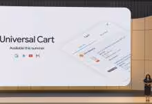 Présentation de Google Universal Cart avec écran affichant une interface d'achat en ligne sur scène.