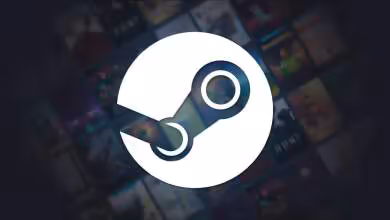 Logo Steam de Valve blanc sur fond flou sombre de vignettes de jeux vidéo