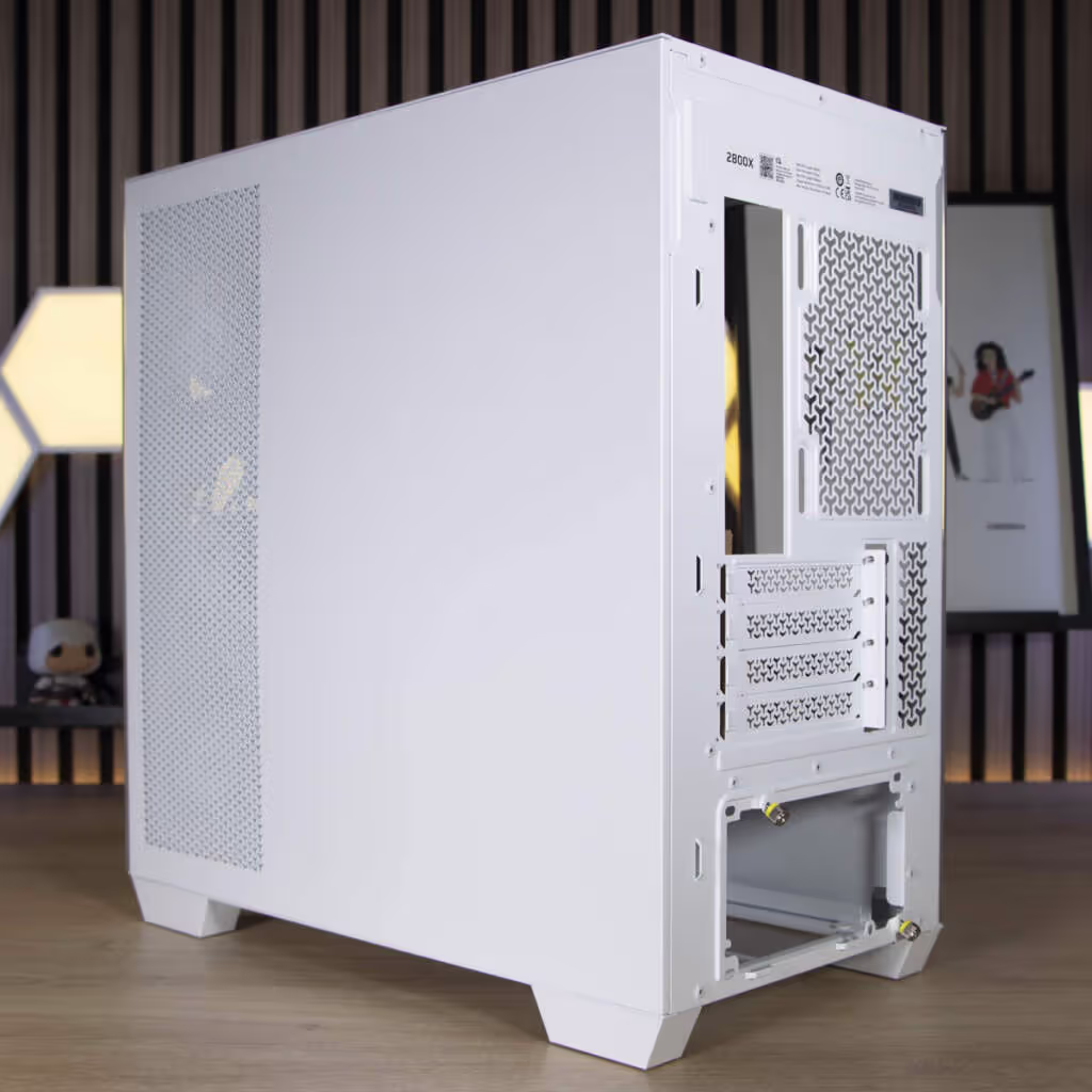 CORSAIR 2800X trois quarts arrière