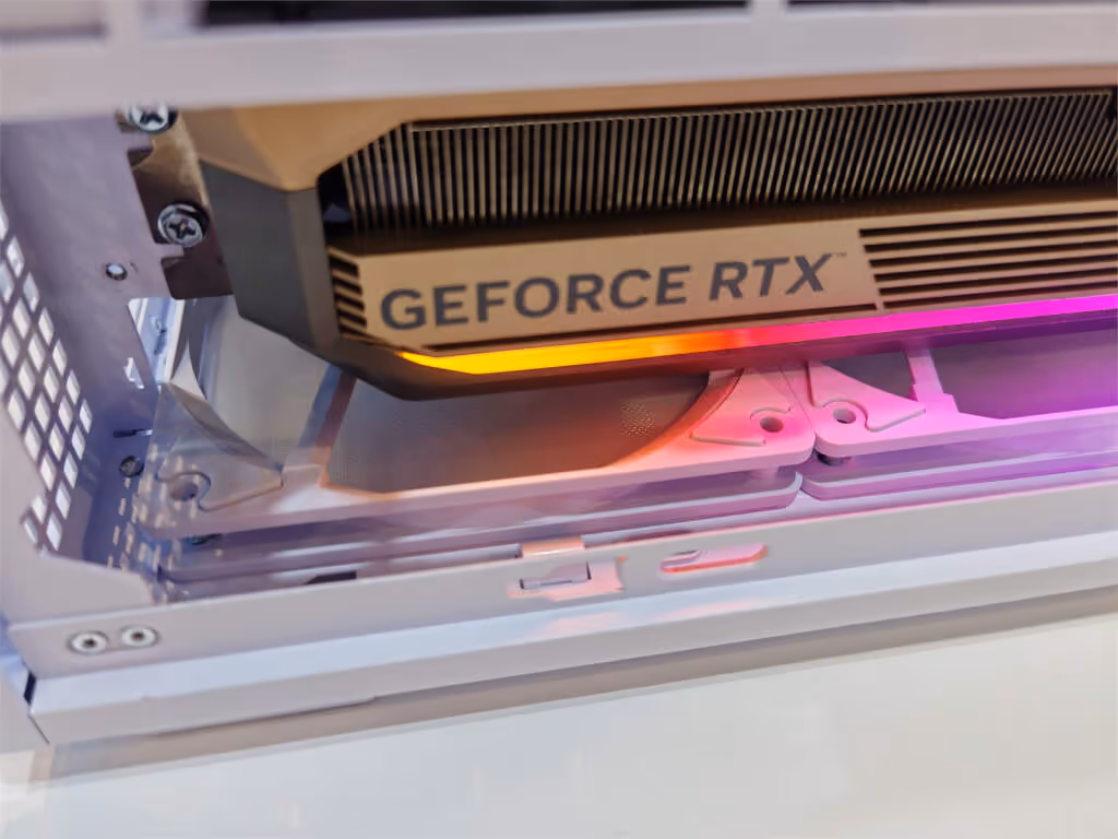 Lian Li B4-MATX : l’esprit DAN Cases A4 passe au MicroATX 3 Lian li b4 matx 3x slims fans