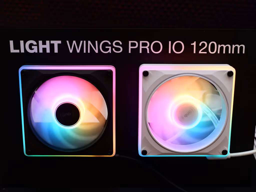 Light Wings Pro IO 02