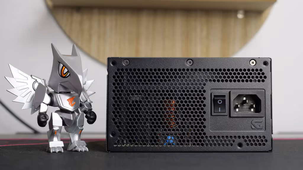 Panneau nid de la GIGABYTE GAMING 1000GM PG5