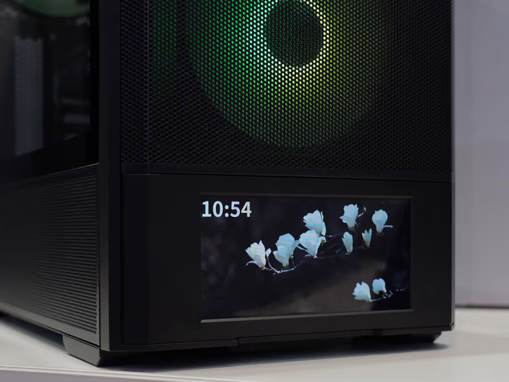 RAIJINTEK dévoile ses nouveaux boîtiers au Computex 2026, du Micro-ATX au monstre E-ATX 12 RAIJINTEK AGOS SCN lcd