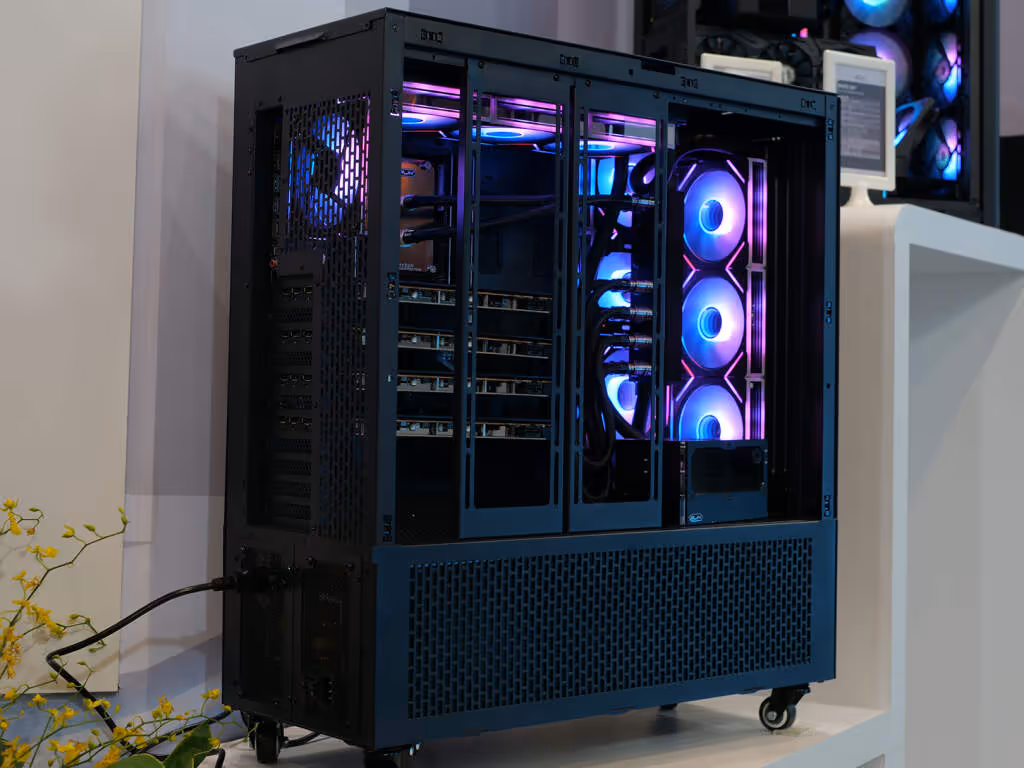 RAIJINTEK dévoile ses nouveaux boîtiers au Computex 2026, du Micro-ATX au monstre E-ATX 19 RAIJINTEK ENYO WT 03