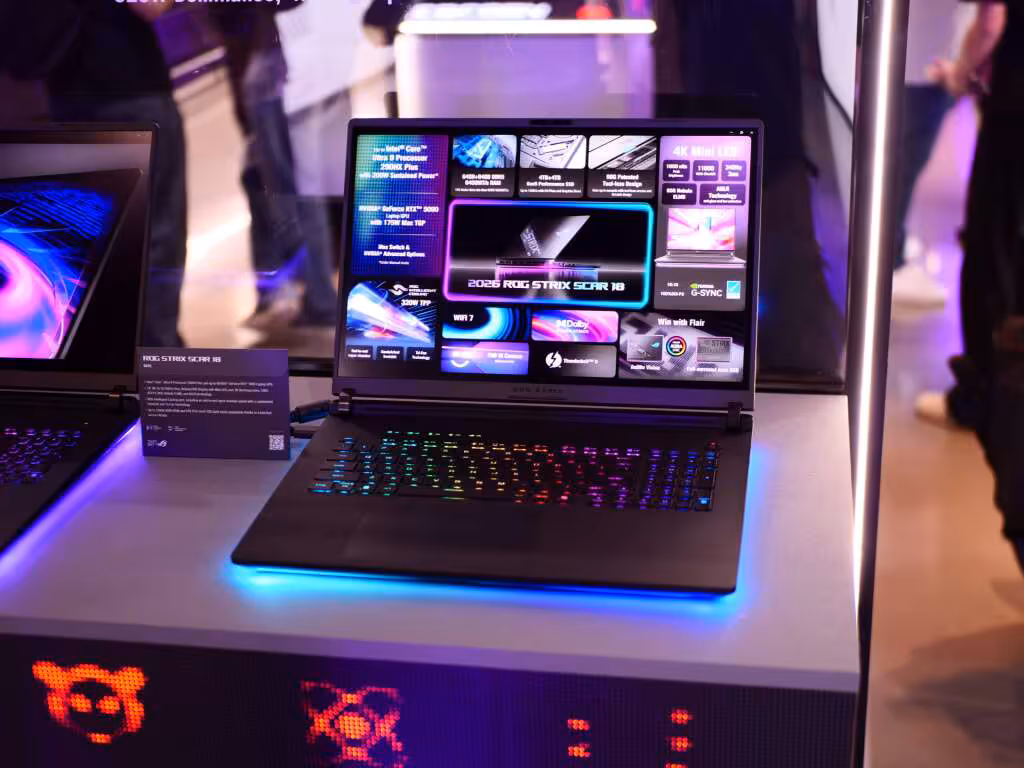 ROG Strix SCAR 18 (2026) 01