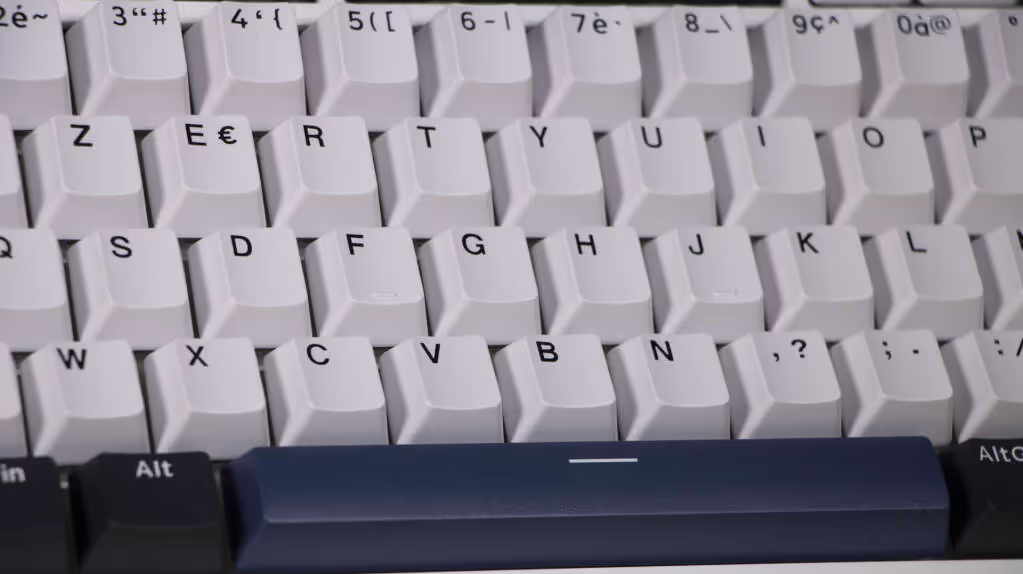 The G LAB Keyz Elite 450 WB légendes