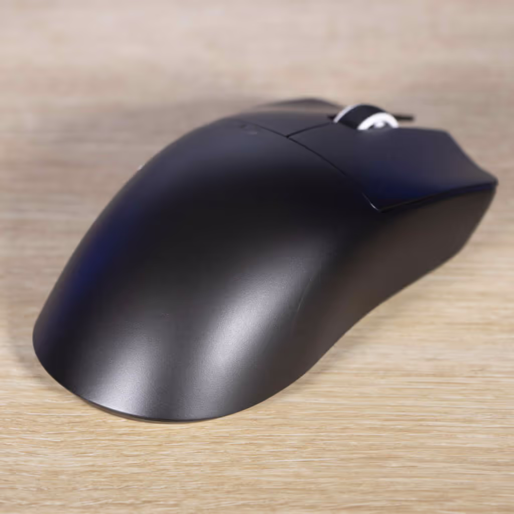 The G Lab KULT Elite M150 trois quarts arrière droit