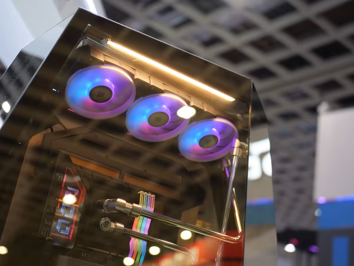 INWIN AEON : un boîtier Signature géant limité à seulement 22 unités