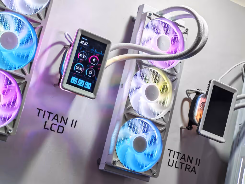CORSAIR TITAN II ULTRA : radiateur 40 mm, écran 5 pouces et métal liquide 9 corsair corsair titan ii lcd 01