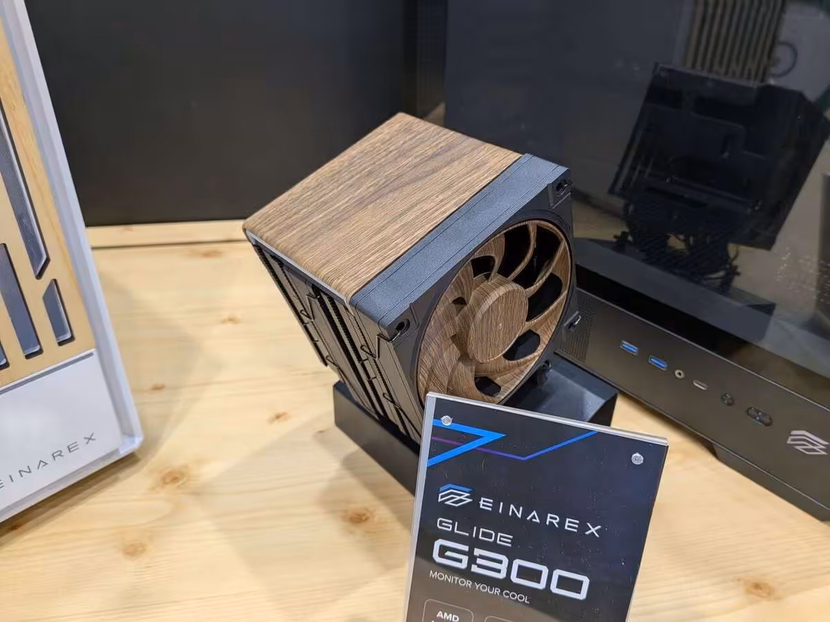 Ventirad Einarex Glide G300 finition bois, modèle noir sur présentoir