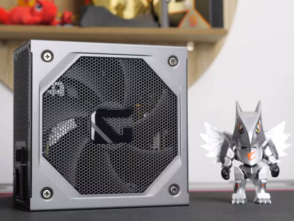 grille de la GIGABYTE GAMING 1000GM PG5 01