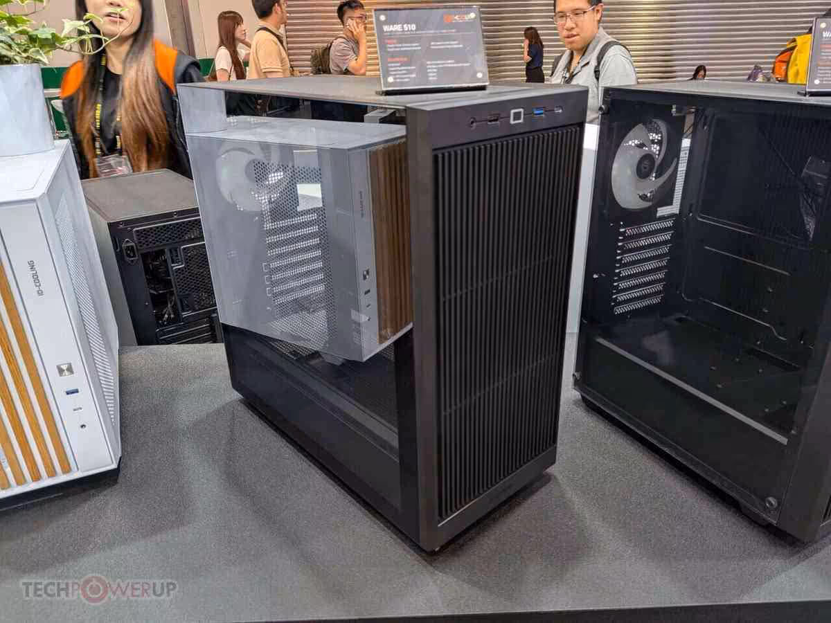 Boîtier PC noir ID-Cooling à façade noire verticale, panneau latéral vitré