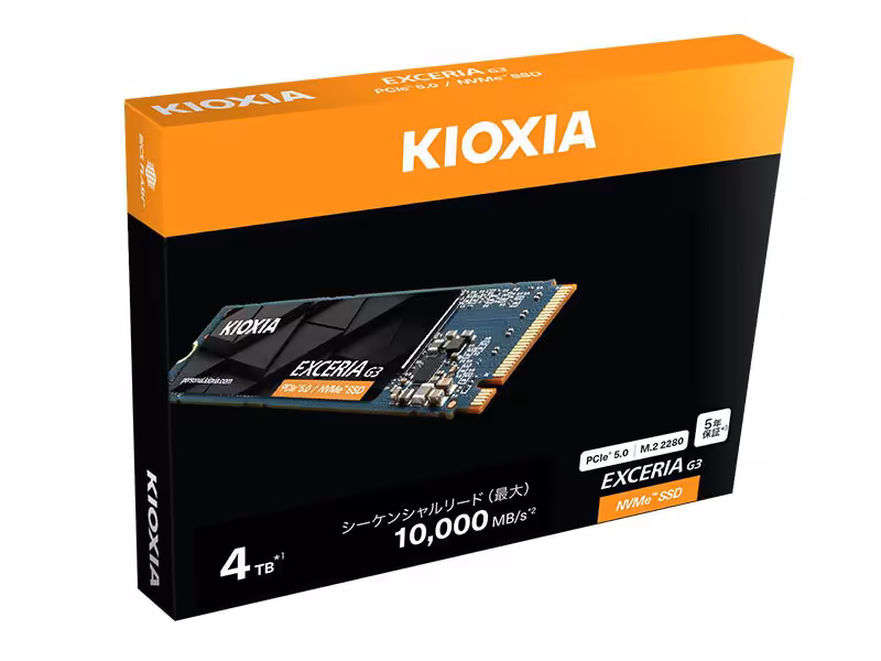 Kioxia Exceria G3 4 To : un SSD NVMe Gen 5 QLC grimpe à 10 Go/s en milieu de gamme 4 Boîte de packaging Kioxia Exceria G3 4 To, SSD PCIe 5.0 NVMe affiché au recto