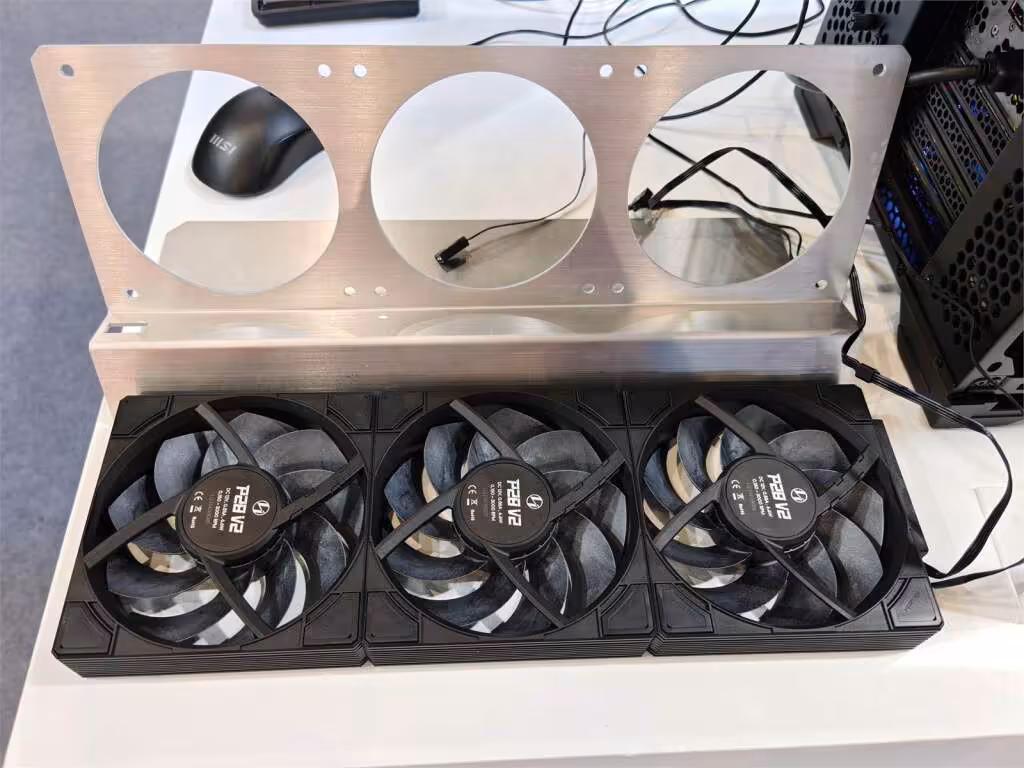 lian li uni fan p28 v2 06