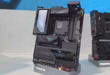 PCWorld finds AORUS Z990 PRO label on GIGABYTE’s hidden-socket Intel board