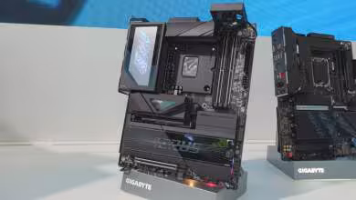 PCWorld finds AORUS Z990 PRO label on GIGABYTE’s hidden-socket Intel board
