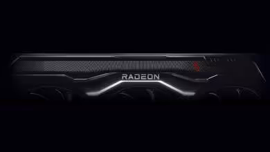 Carte graphique AMD Radeon avec design noir, logo Radeón lumineux et finition métallique sobre