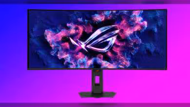 Écran ASUS ROG Strix OLED sur fond violet lumineux, logo ASUS visible au centre