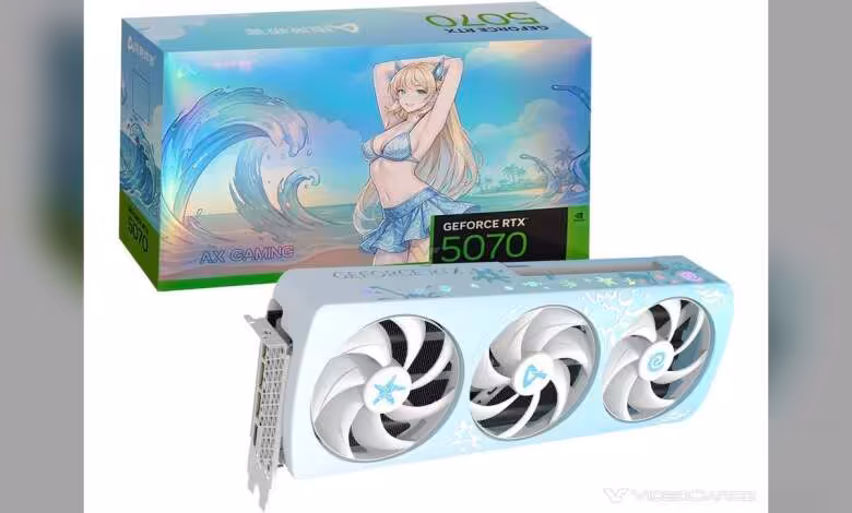 RTX 5070 Sakura Limited : AX Gaming décline sa Blackwell en version anime bleu et rose 1 Carte graphique RTX 5070 Sakura avec boîte colorée, illustration personnage animé
