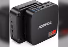 Deux mini PC AceMagic noirs avec logo, ports USB et sticker AMD Ryzen/Radeon visibles