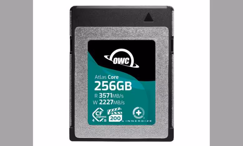 Carte mémoire OWC Atlas Core CFexpress 4.0 Type B 256 Go, vue de face centrée sur fond blanc