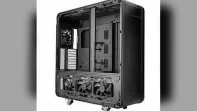 SilverStone ALTA T1 ouvert, vue intérieure avec compartiments, ventilation et châssis HPTX.