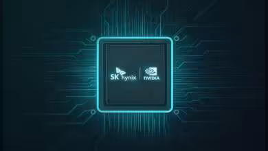 Logo SK hynix et NVIDIA sur puce stylisée, visuel de partenariat technologique.