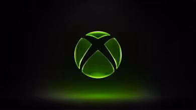 Logo Xbox vert lumineux sur fond noir, symbole de la marque Microsoft Gaming