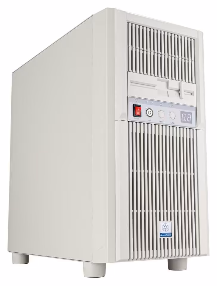 Boîtier SilverStone FLP03 beige rétro, vue trois-quarts avant avec façade ventilée et boutons Power, Lock, Reset, Turbo