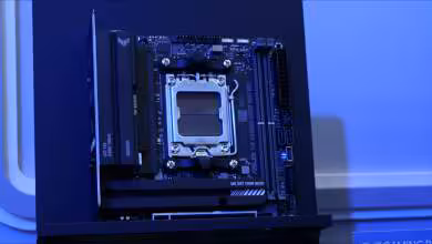 Carte mère ASUS TUF Gaming B850I WiFi Neo au format mini-ITX, socket AMD AM5 visible au centre.