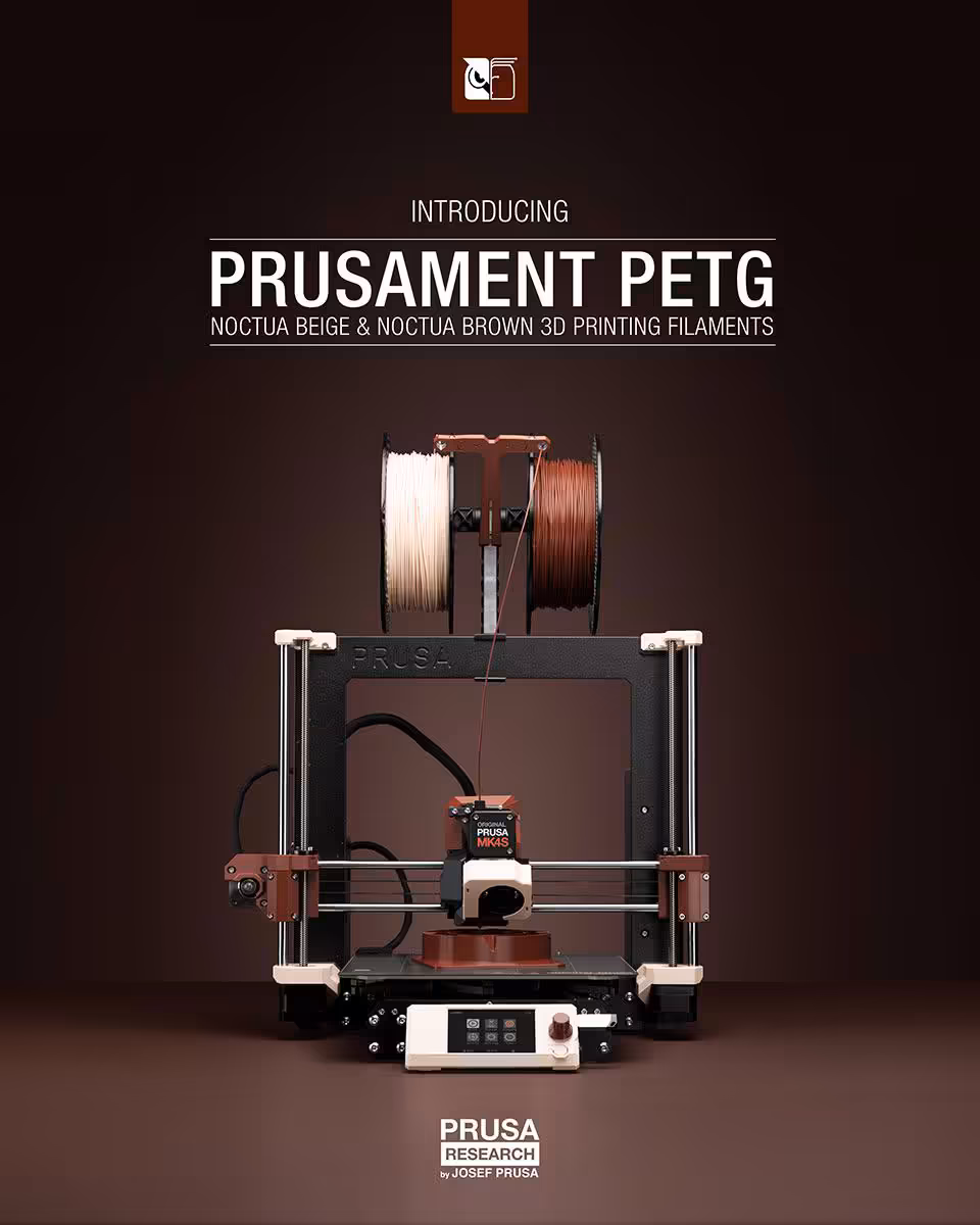 Imprimante 3D Prusa Research avec bobines Prusament PETG Noctua Beige et Noctua Brown