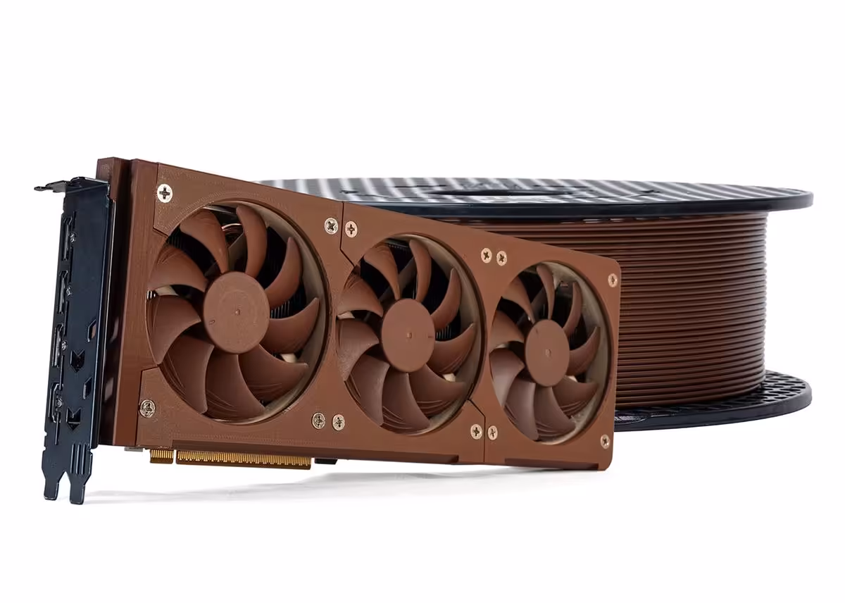 Carte graphique triple ventilateur marron et beige sur fond blanc, design Noctua