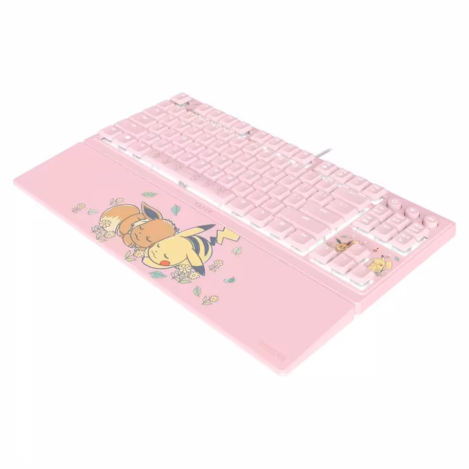 Razer Pikachu & Eevee Collection : 4 périphériques gaming Pokémon lancés à l'international 3 Clavier rose Razer Pikachu et Eevee Collection avec repose-poignet assorti et touches blanches