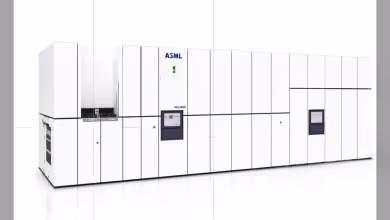 Machine lithographique ASML EUV Low-NA blanche, grand système industriel modulaire avec panneaux et écrans intégrés