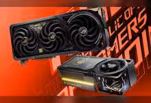 Deux cartes graphiques ASUS ROG RTX 5090 avec éclairage RGB sur fond rouge contrasté