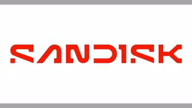 Logo rouge SanDisk sur fond blanc, illustrant la marque de mémoire flash NAND BiCS10