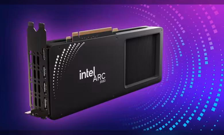 Intel Arc 101.8860 WHQL corrige plusieurs bugs majeurs sur Apex, Indiana Jones et BF6 1 Carte graphique Intel Arc B580 noire avec logo Intel Arc et carénage de refroidissement ventilé