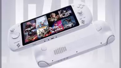 Lenovo returns to cloud gaming handhelds with Legion C700