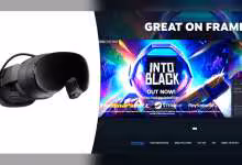 Casque VR Valve à gauche avec interface Steam Frame à droite affichant "Into the Black".