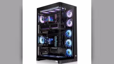 Boîtier Thermaltake full tower noir avec panneau vitré, refroidissement RGB et carte GeForce RTX
