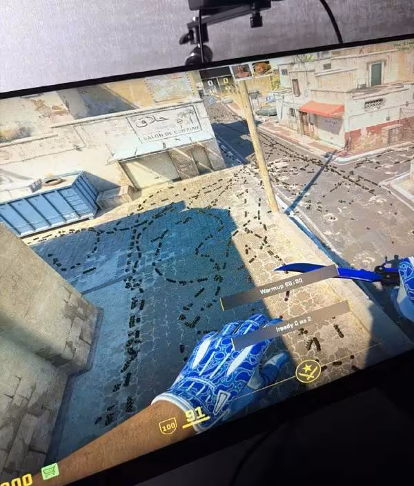 GPU CS2 : 100 000 grenades à l’écran, une RTX 5090 possiblement hors service 3 Streamer claims CS2 blast destroyed his GPU