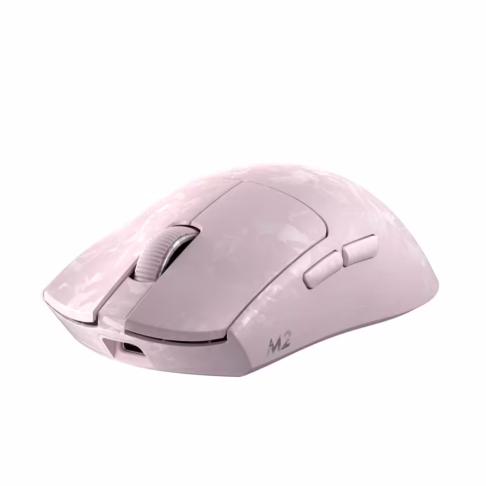 Souris Yunzii M2 rose pâle, vue isométrique sur fond blanc, boutons latéraux assortis