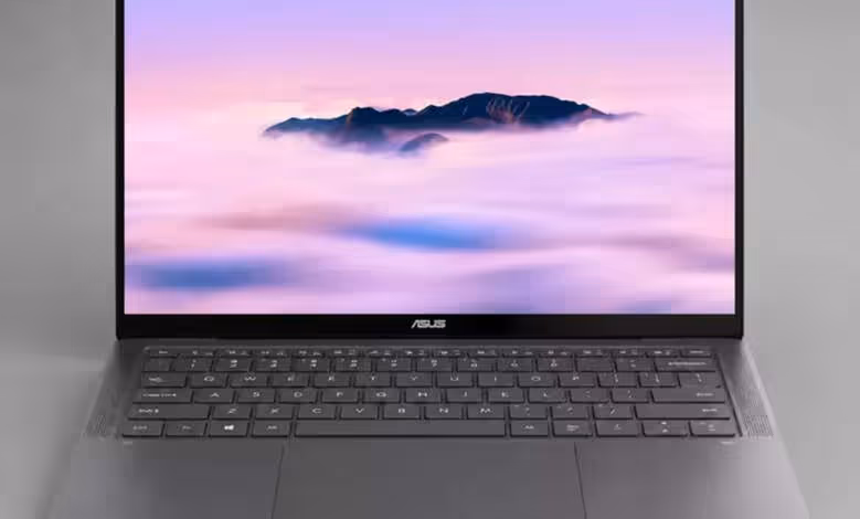 Googlebook CX9406 : une version Core Ultra 5 325 16 Go repérée à 1 915,99 CA$ 1 ASUS Googlebook CX9406 gris