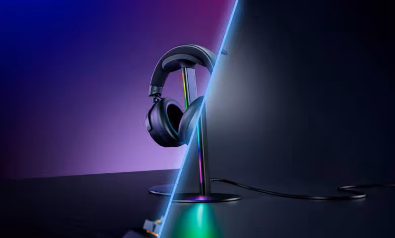 Razer Base Station V3 Chroma : un support casque qui automatise toute la station 1 Razer Base Station V3 Chroma : un support casque qui automatise toute la station