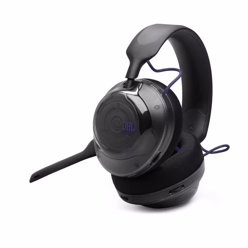 JBL Quantum 520 : la gamme gaming s’élargit avec les 520X et 120 dévoilés à la Gamescom 2026 3 Casque gaming JBL Quantum 520 noir avec micro boom, vue produit sur fond blanc.