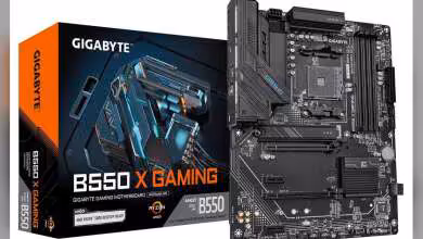 Boîte GIGABYTE B550 X Gaming et carte mère AM4 exposées, vue produit officielle détaillée