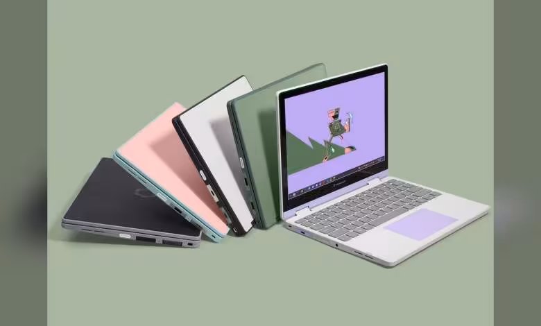 Framework Laptop 12 : Core Series 3, Thunderbolt 4 et autonomie en forte hausse 1 Plusieurs Framework Laptop 12 aux couleurs différentes, dont un modèle ouvert sur fond vert