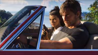 Capture de GTA 6 montrant deux personnages en voiture décapotable, ambiance action sur PS5