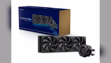 Packshot Chieftec Iceberg PRO 360 avec radiateur 360 mm, trois ventilateurs et pompe